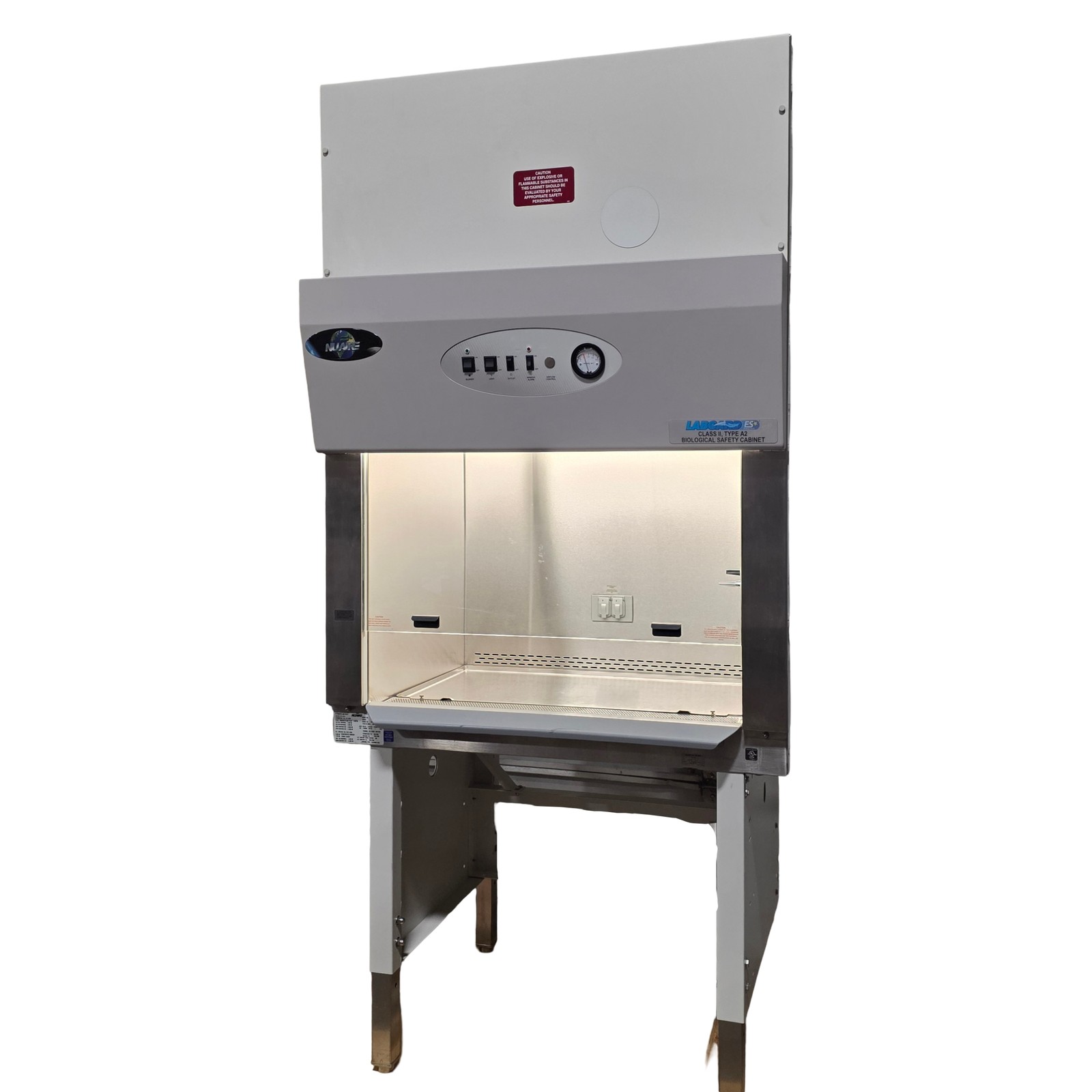 NUAIRE NU-425-300 Labgard ES Class II Type A2 Biological Safety Cabinet 3Ft 120V