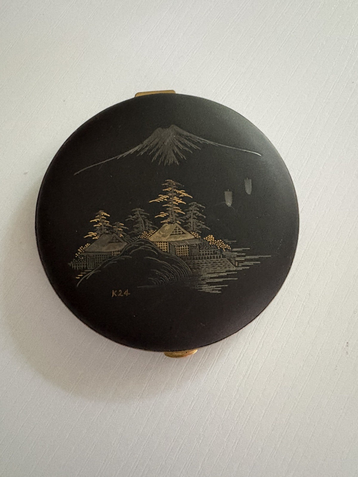 Vintage 1950s Japanese K24 Damascene Powder Compact Mt Fuji Vintage 1950s Japanese K24 Damascene Powder Compact Mt Fuji