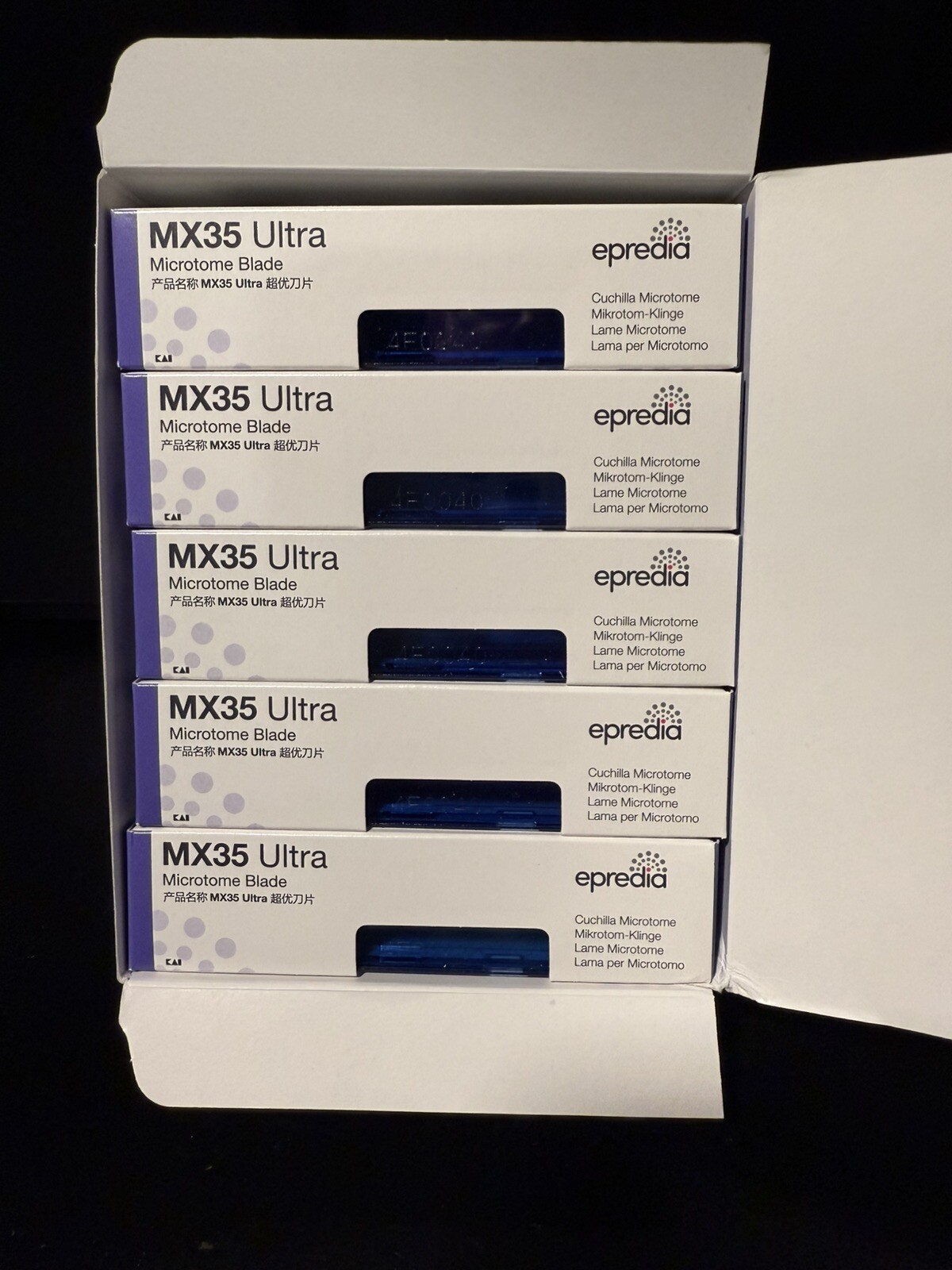 Epredia MX35 Ultra Low Profile Microtome Blades Epredia MX35 Ultra Low Profile Microtome Blades