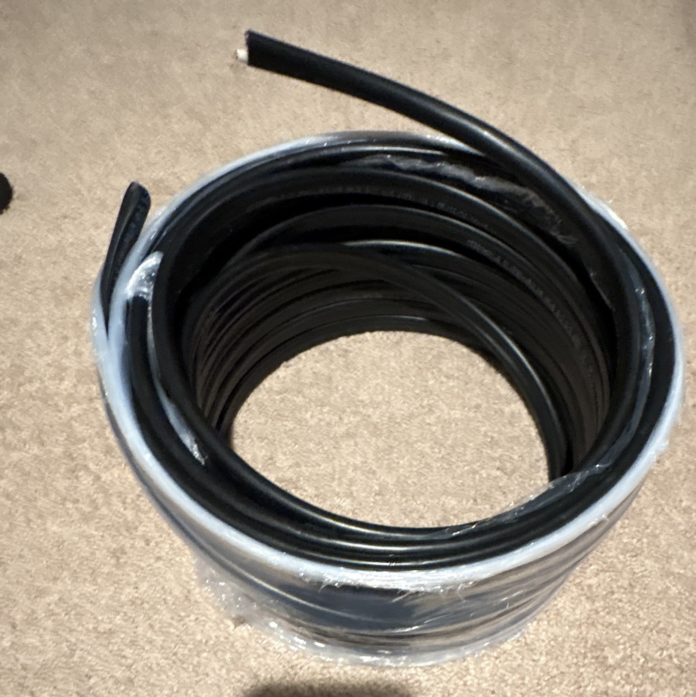 Cerrowire Cerromax -A slipwire NM-b 8/2 with ground 600V UL listed Indoor wire