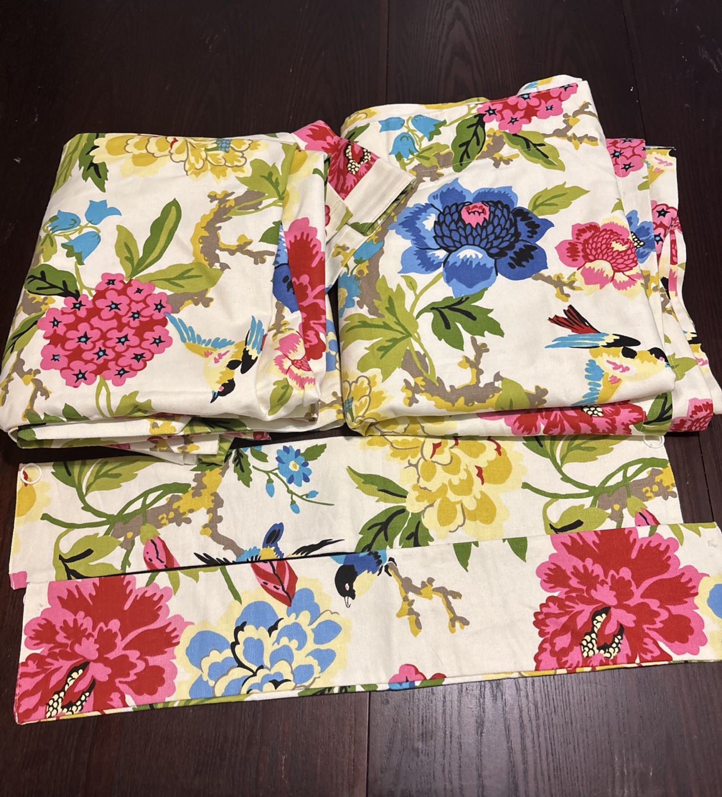 2 X Waverly Celeste Spring Birds Curtain Panel 50” X 83” Japanese Floral 2 X Waverly Celeste Spring Birds Curtain Panel 50” X 83” Japanese Floral