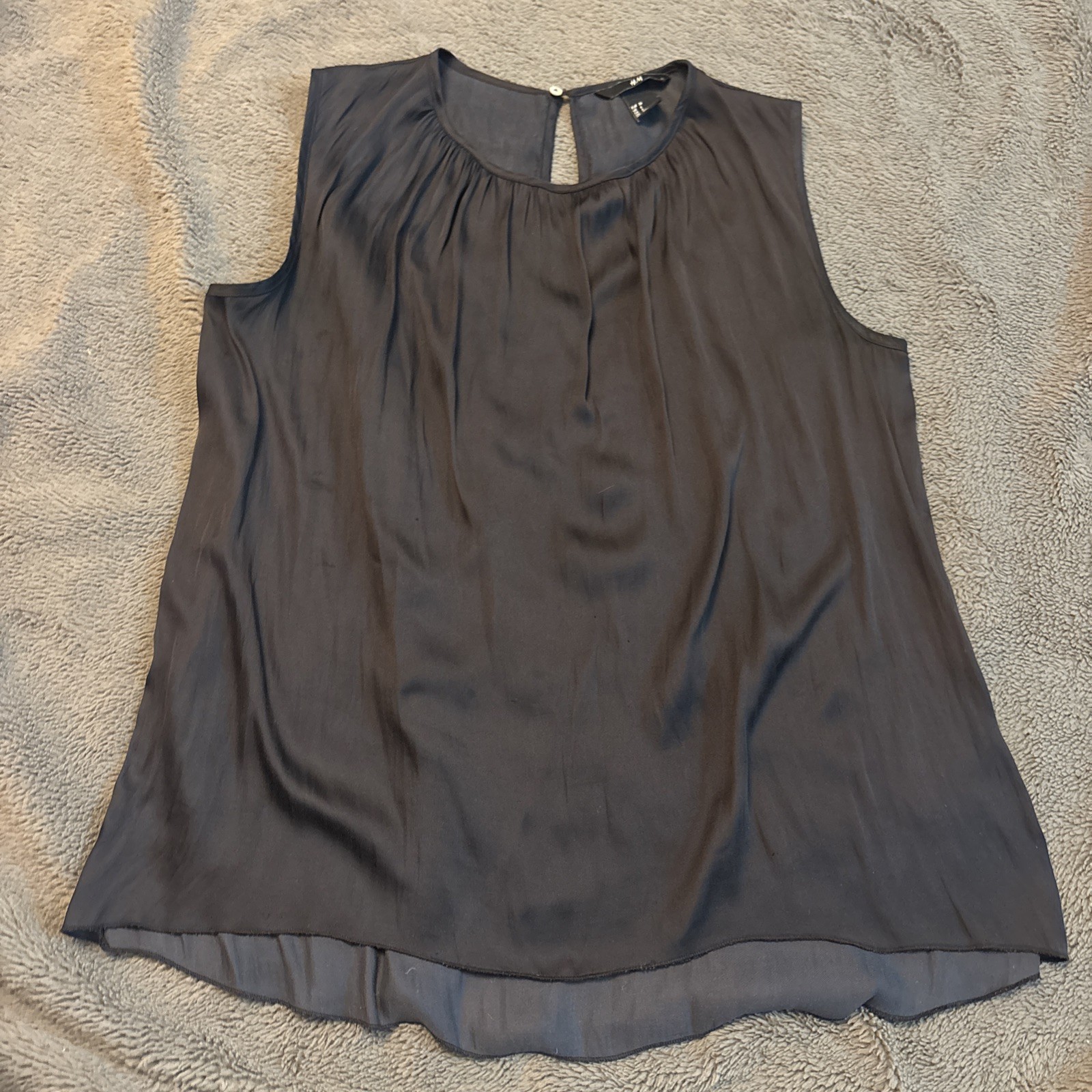 H&M Dark Grey Satin Blouse Women’s Size 10 New Without Tags H&M Dark Grey Satin Blouse Women’s Size 10 New Without Tags