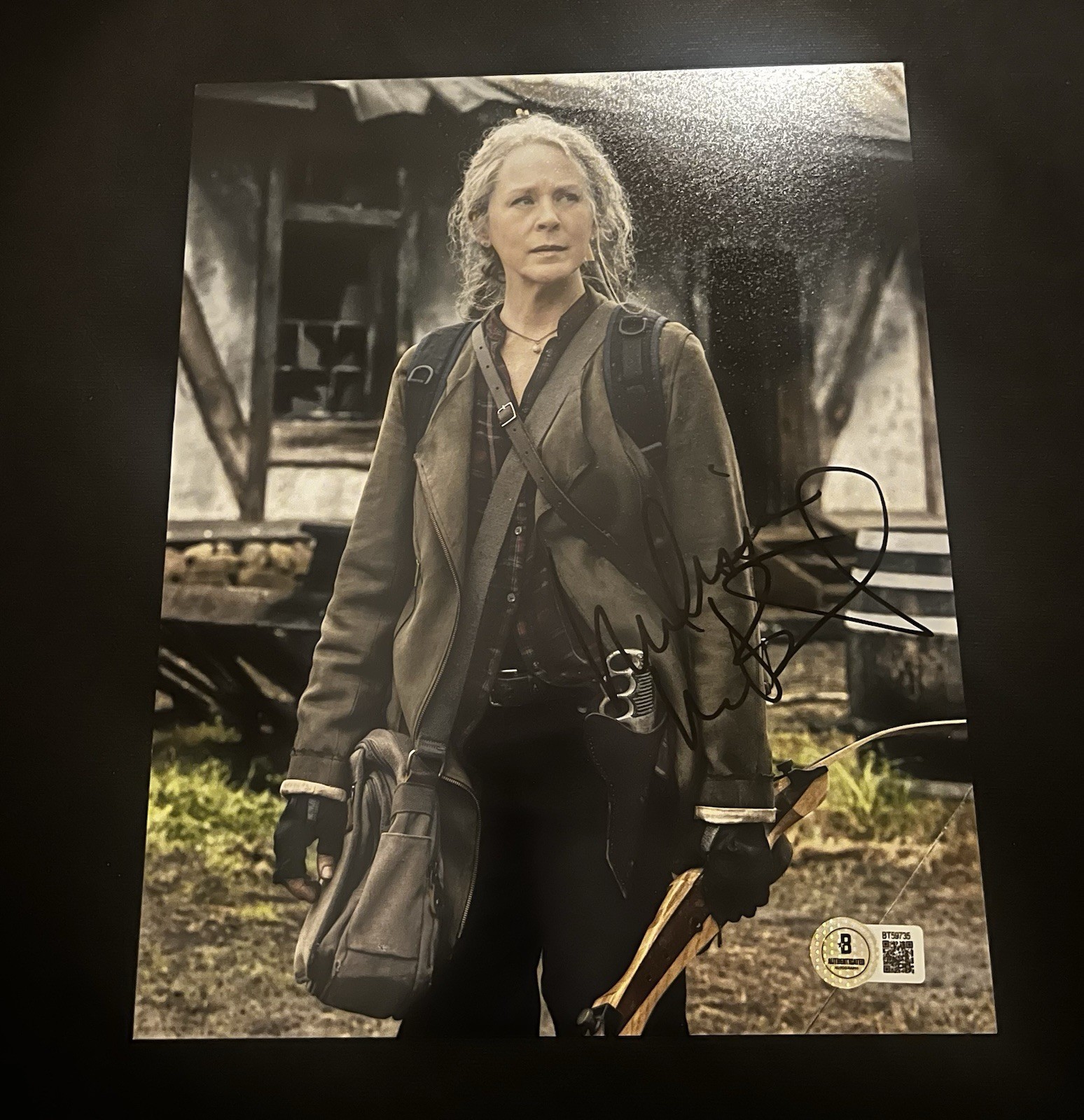 Melissa McBride walking dead Signed 8x10 beckett bas Carol Melissa McBride walking dead Signed 8x10 beckett bas Carol