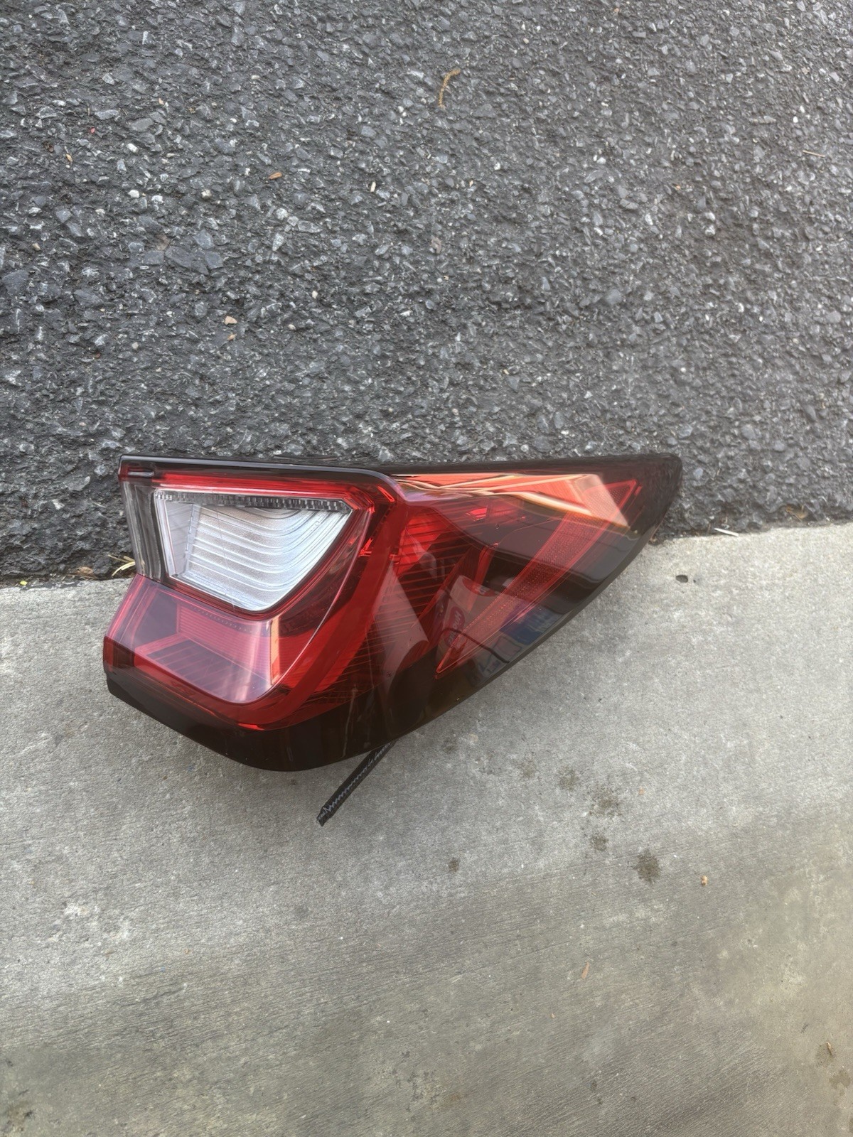 Acura MDX Passenger Side Tail Light 2024-2026 Original Factory Acura MDX Passenger Side Tail Light 2024-2026 Original Factory