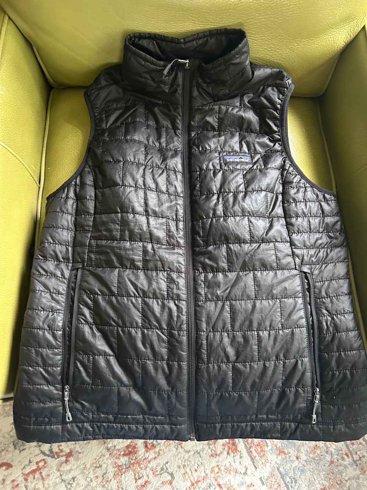 Patagonia Nano Puff Ultralight Puffer Vest Full Zip Black  Women’s Large