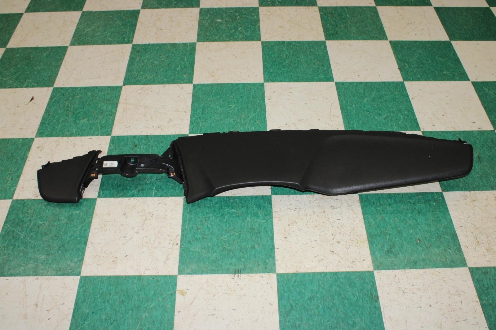 16-20 Yukon Jet Black Leather Top Upper Dash Finish Trim Panel Pad OE Bose WTY