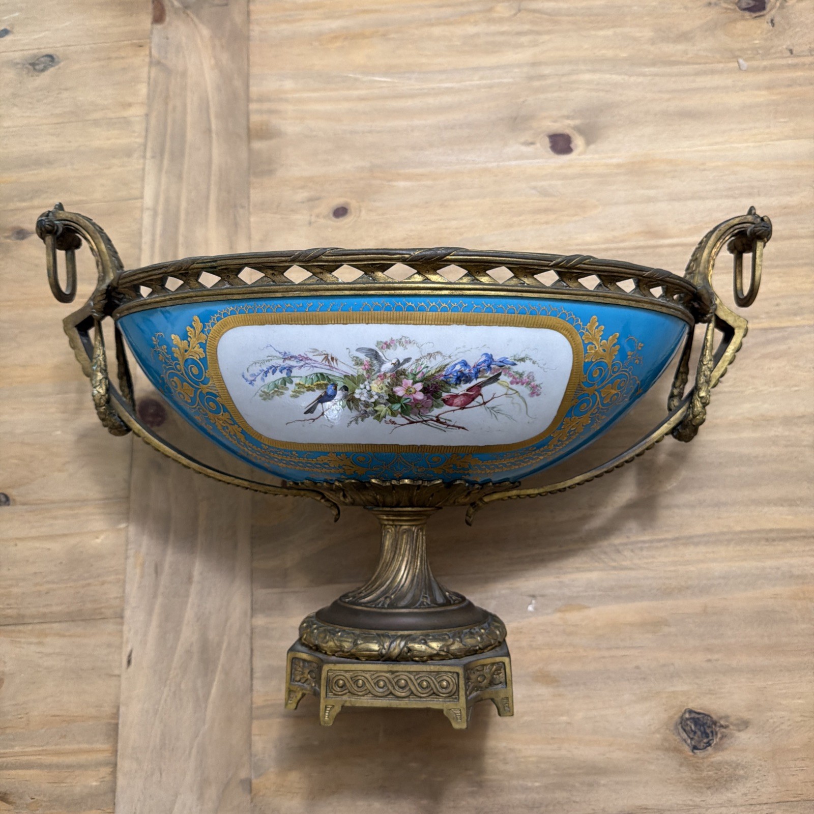 Stunning French Antique Sevres Style Centerpiece Bronze Gilt Hand Painted Urn