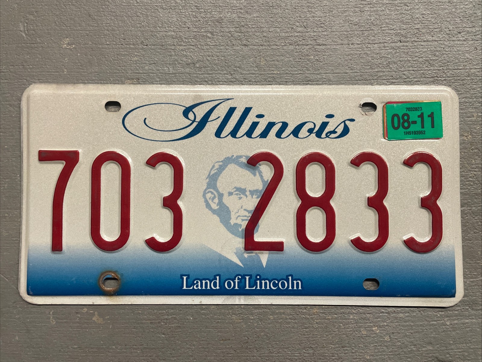 EXPIRED ILLINOIS LICENSE PLATE LAND OF LINCOLN RANDOM LETTERS/NUMBERS NICE EXPIRED ILLINOIS LICENSE PLATE LAND OF LINCOLN RANDOM LETTERS/NUMBERS NICE