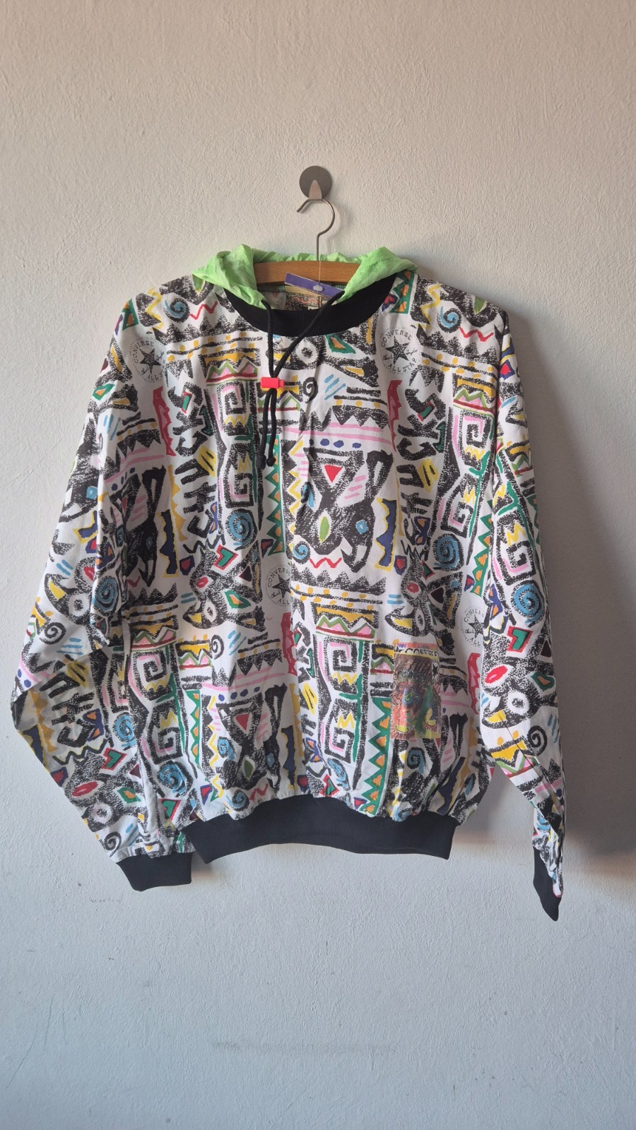 VTG 90s Converse All Star Abstract Geometric Hoodie Sweatshirt NWT Medium Italy VTG 90s Converse All Star Abstract Geometric Hoodie Sweatshirt NWT Medium Italy