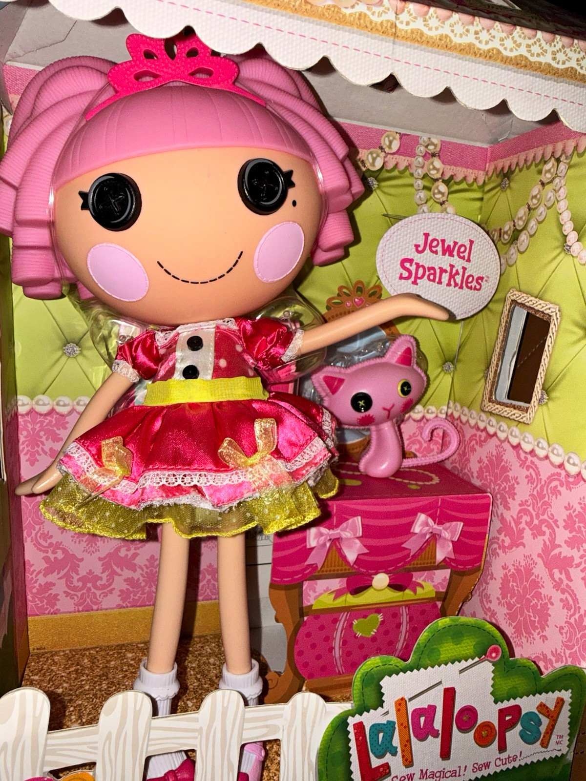 Lalaloopsy Jewel Sparkles DOLL pink hair & crown dress with Persian Cat Pet Lalaloopsy Jewel Sparkles DOLL pink hair & crown dress with Persian Cat Pet