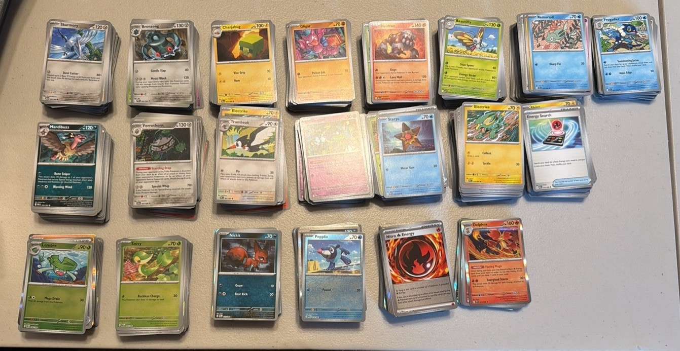 Pokemon TCG Mixed Lot 2000 Holo/Foil  and common cards - multiple sets