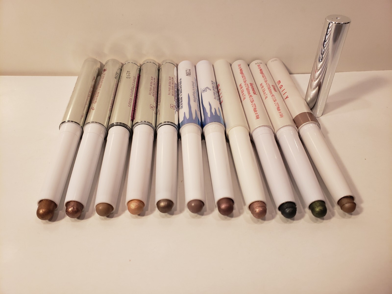 Mally Beauty ~ Lot of 10 Assorted Full Size Eyeshadow Sticks ~ NWOB ~ LOOK