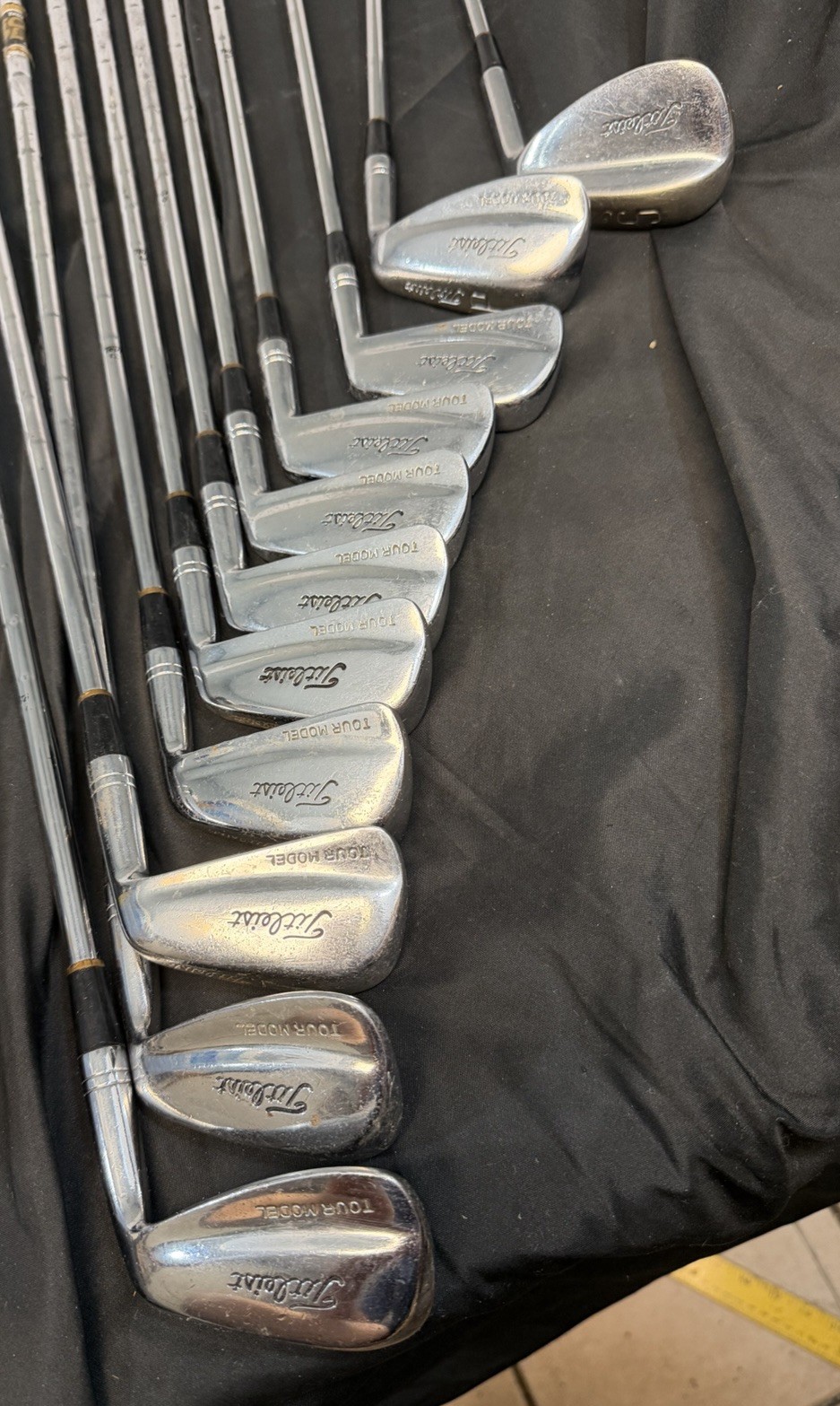 Vintage Titleist Tour Model Irons 1,2,3,4,5,6,7,8,9 Pw Plus Sand Wedge RH Vintage Titleist Tour Model Irons 1,2,3,4,5,6,7,8,9 Pw Plus Sand Wedge RH