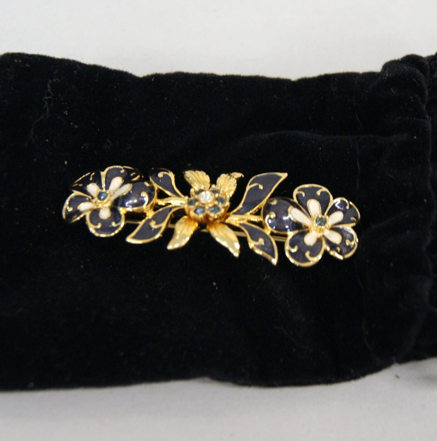 Vintage Joan Rivers Gold-tone Floral Enamel Crystal Brooch, SM1664 Vintage Joan Rivers Gold-tone Floral Enamel Crystal Brooch, SM1664