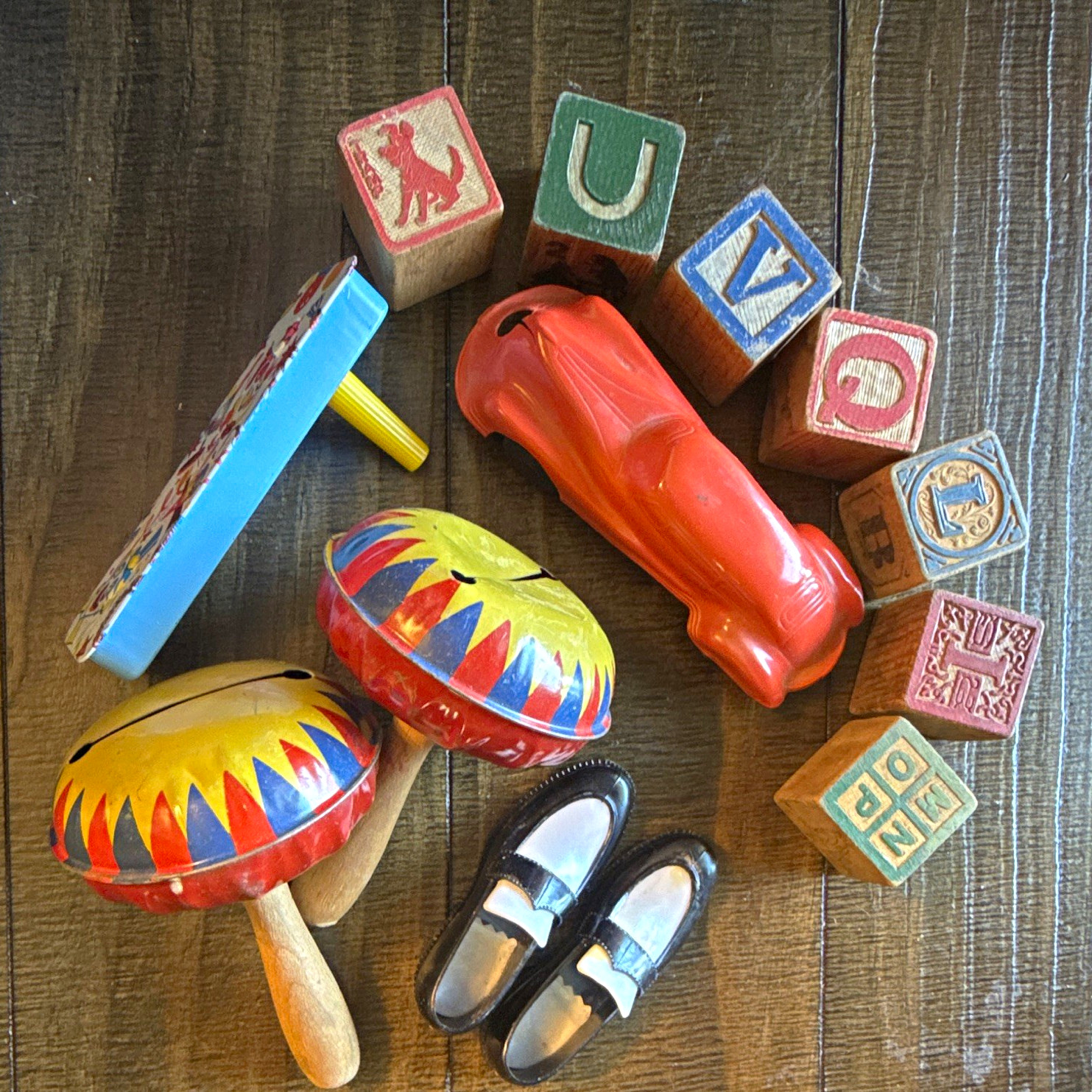 Vintage 1950s Toy Lot Wooden Alphabet Blocks Red Car Maraca Rattles Clown etc. Vintage 1950s Toy Lot Wooden Alphabet Blocks Red Car Maraca Rattles Clown etc.
