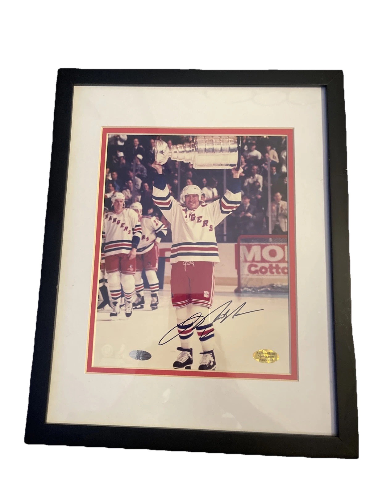 Framed Mark Messier Rangers Signed 8x10 Photo Holding Stanley Cup Authentic COA