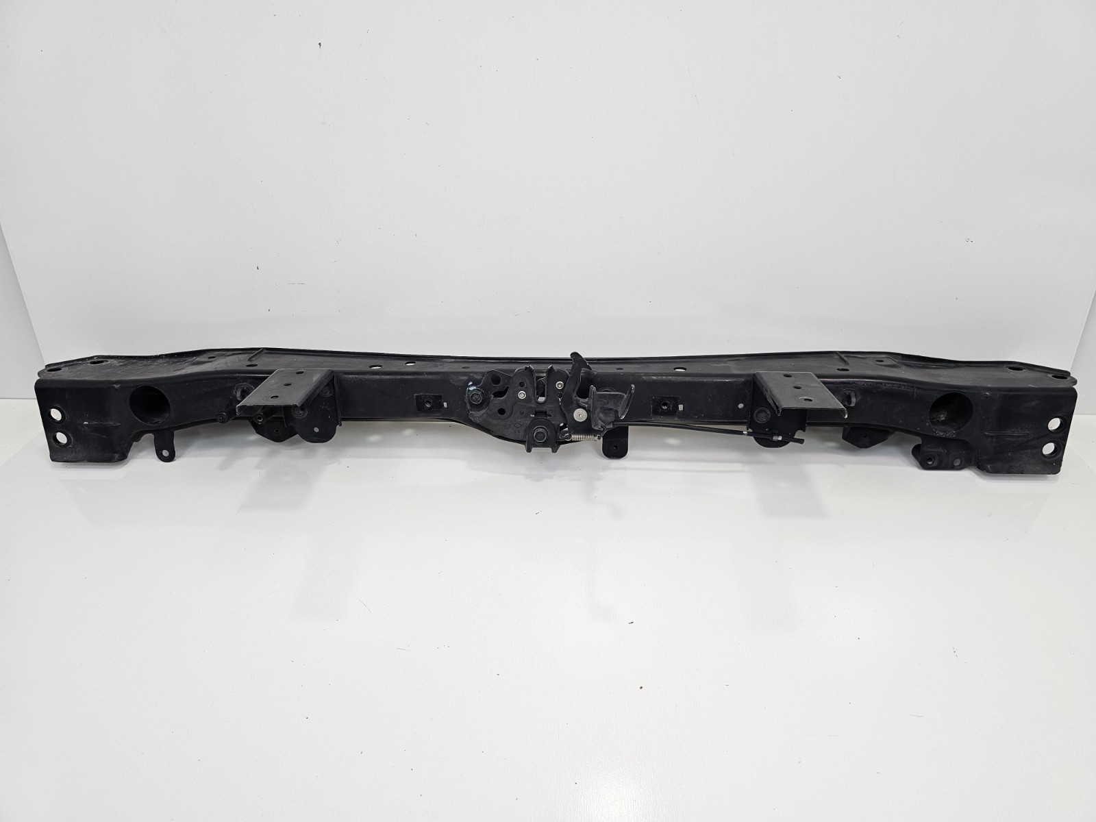 11-24 INFINITI QX80 QX56 RADIATOR CORE SUPPORT UPPER TIE BAR BRACKET LATCH OEM