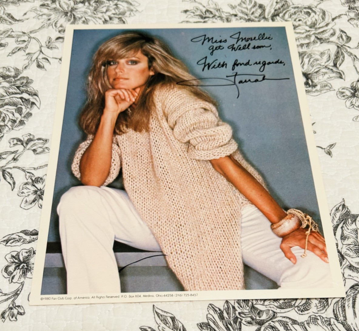 FARRAH FAWCETT FAN CLUB VINTAGE HARD STOCK 8X10 AUTOGRAPHED PHOTO AUTHENTIC FARRAH FAWCETT FAN CLUB VINTAGE HARD STOCK 8X10 AUTOGRAPHED PHOTO AUTHENTIC