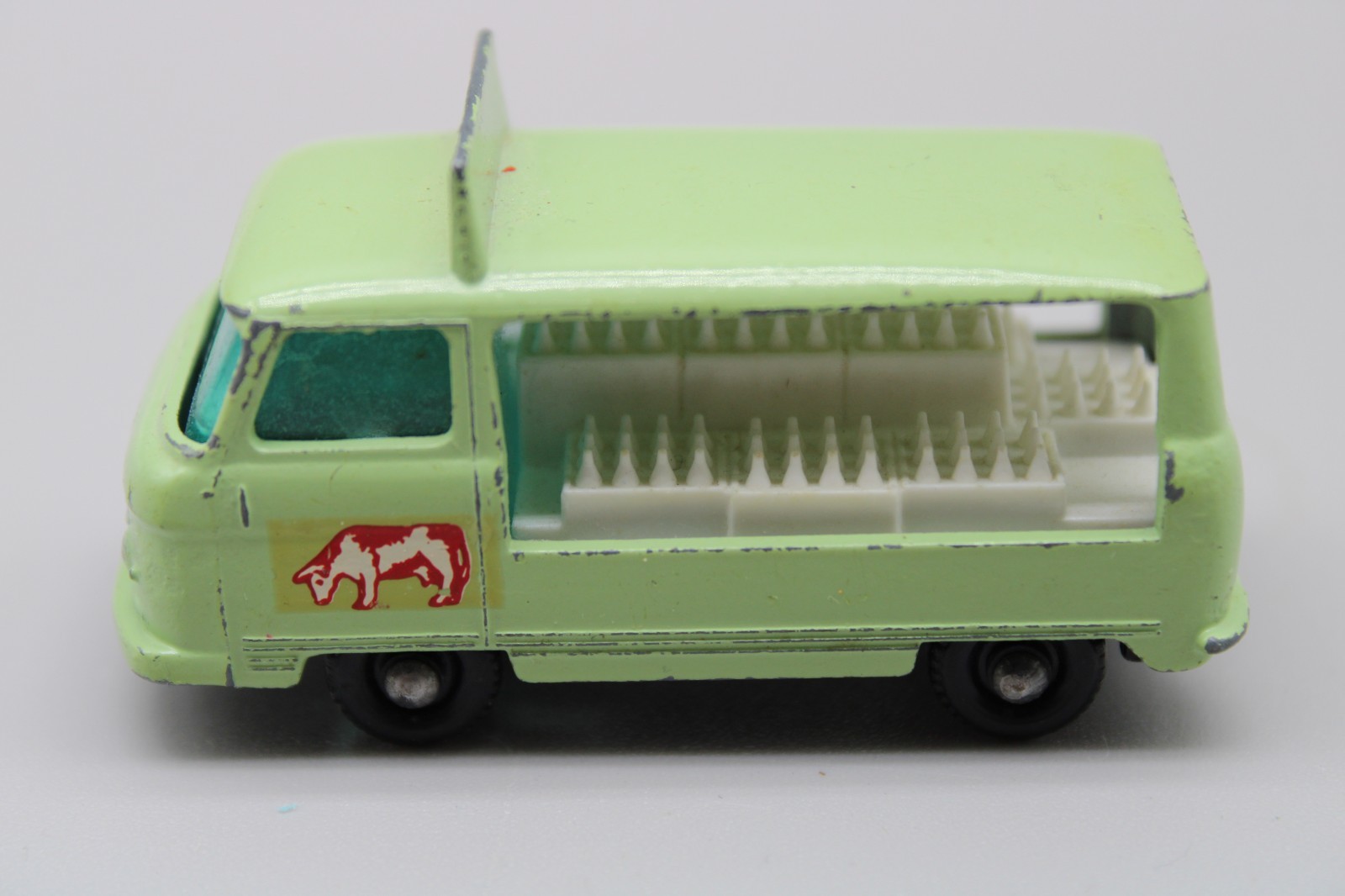 Lesney Matchbox No 21 Commer Bottle Float Milk Truck Vintage Original Lesney Matchbox No 21 Commer Bottle Float Milk Truck Vintage Original