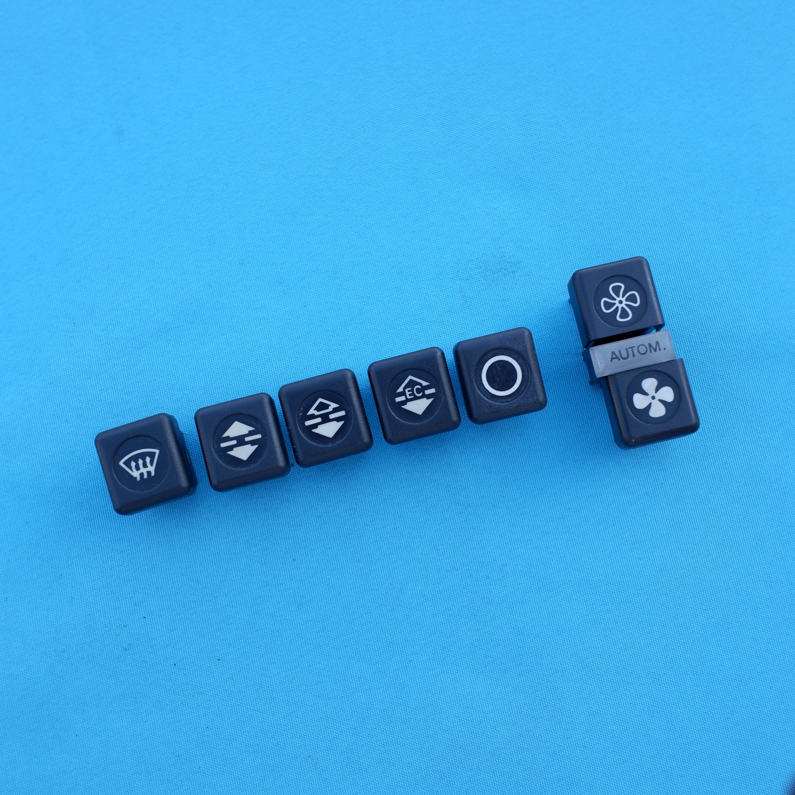 Mercedes 1982 W126 300SDL Climate Control Knob Push Button Set of 8