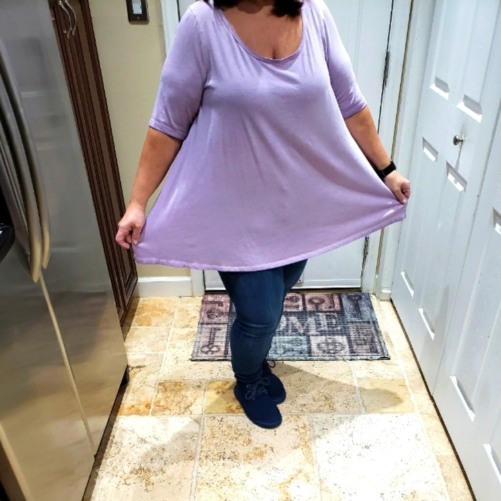 Lane Bryant Stone Washed Scoop Neck Swing Tee – Size 18/20 Lane Bryant Stone Washed Scoop Neck Swing Tee – Size 18/20