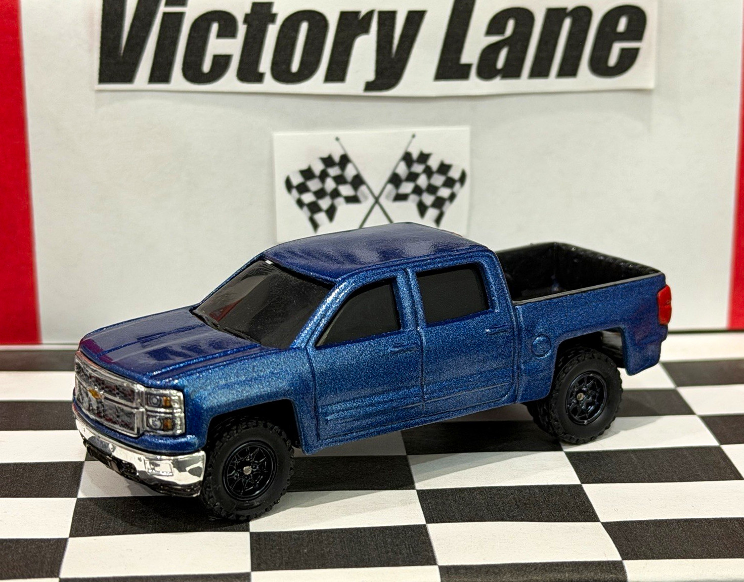 Custom built 2014 Chevrolet Silverado 1500 Off Road Truck Metallic Blue 1/64 Custom built 2014 Chevrolet Silverado 1500 Off Road Truck Metallic Blue 1/64