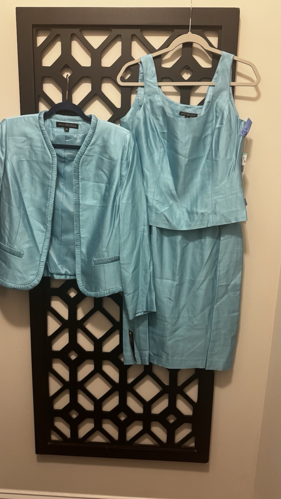 NWT- Vintage Albert Nipon Aqua Women’s 3 Piece Silk Suit Set Sz 8 Retail $380