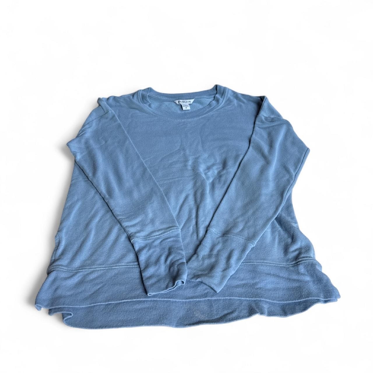 Athleta light blue long sleeve shirt Athleta light blue long sleeve shirt