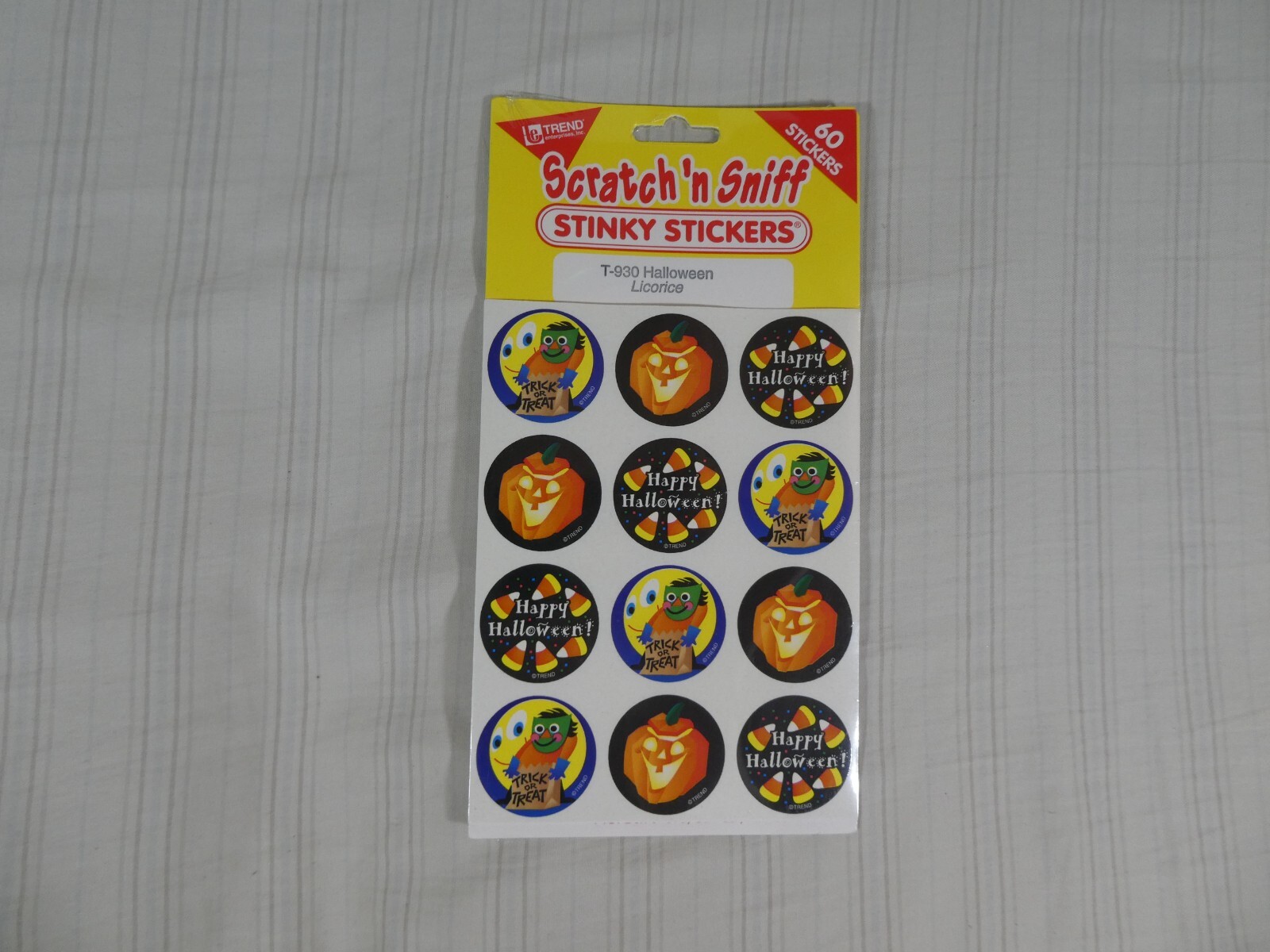 Vintage TREND Scratch 'n Sniff STINKY STICKERS HALOWEEN Licorice SEALED 1996 M1 Vintage TREND Scratch 'n Sniff STINKY STICKERS HALOWEEN Licorice SEALED 1996 M1