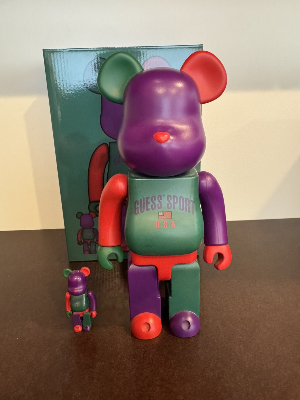 Medicom Toy Bearbrick GUESS SPORT LOGO 400% 100% Be@rbrick LTD Multi Color US Medicom Toy Bearbrick GUESS SPORT LOGO 400% 100% Be@rbrick LTD Multi Color US