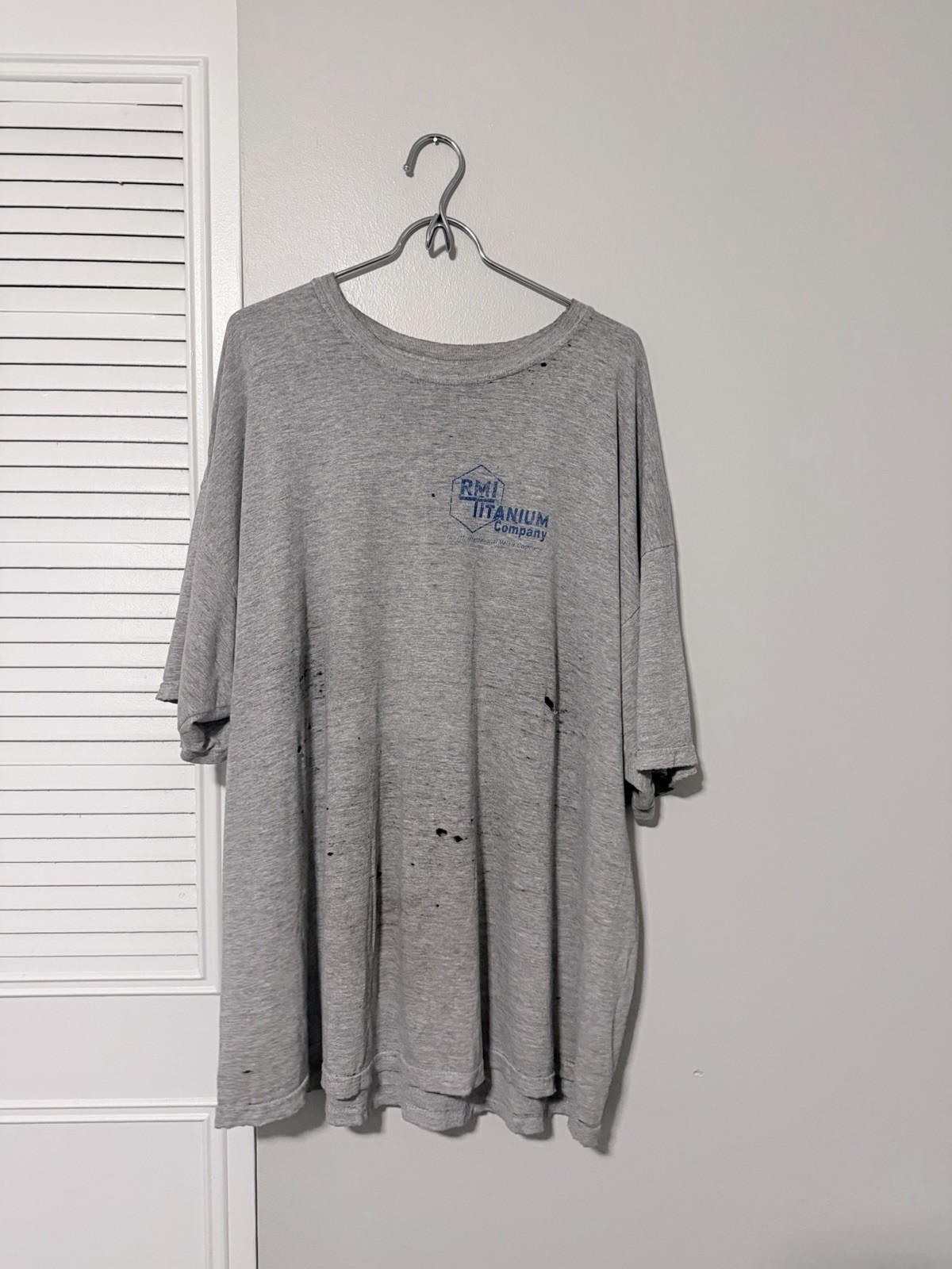 VTG Thrashed Burn Out Grunge T-Shirt 2XL VTG Thrashed Burn Out Grunge T-Shirt 2XL