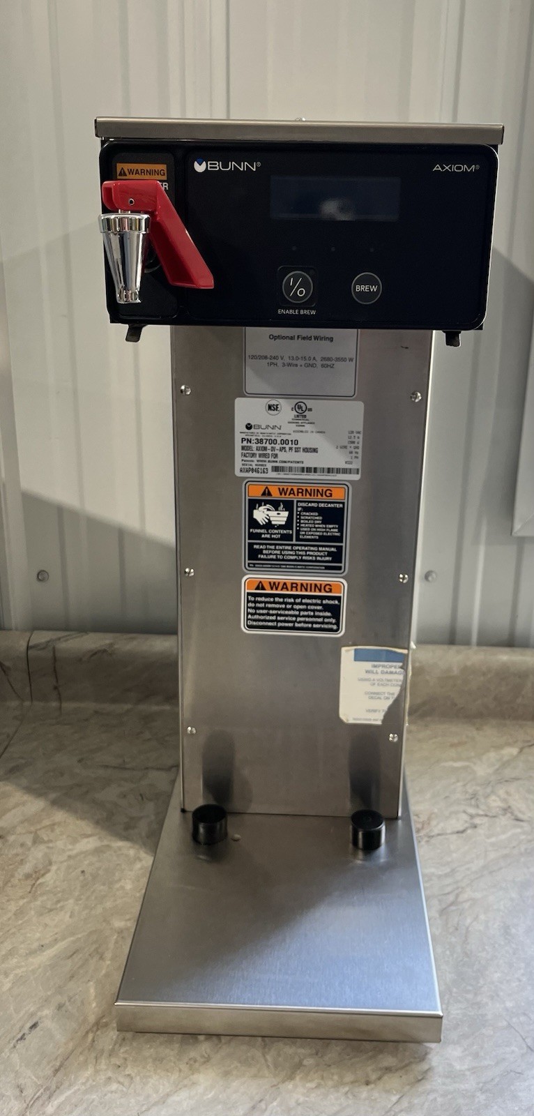 Bunn Coffee Brewer Axiom-DV-APS Local Pickup - Powers on - Read