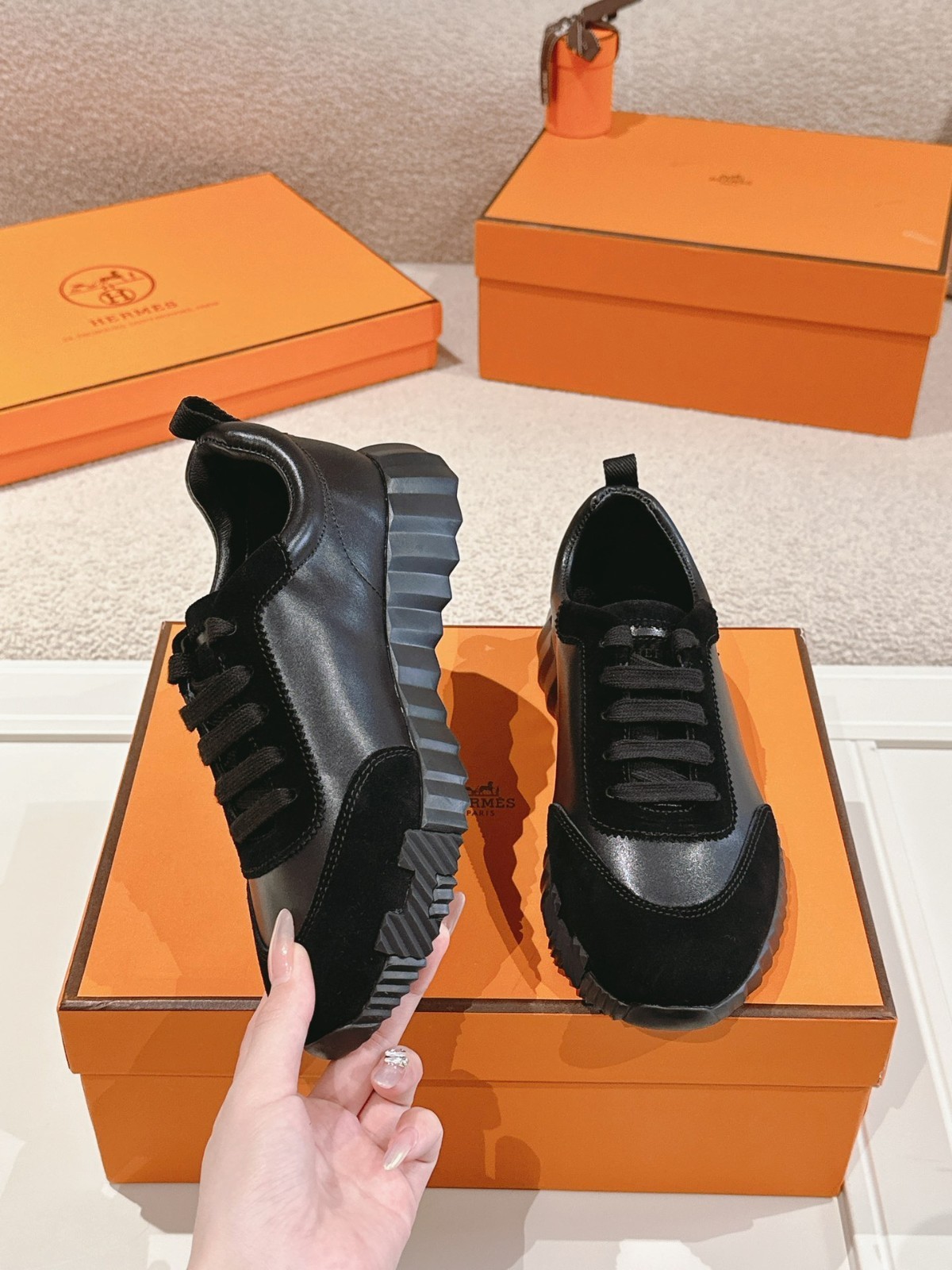 Hermes Trail Sneaker Black Men\'s Shoes Leather Trainers Hermes Trail Sneaker Black Men\'s Shoes Leather Trainers