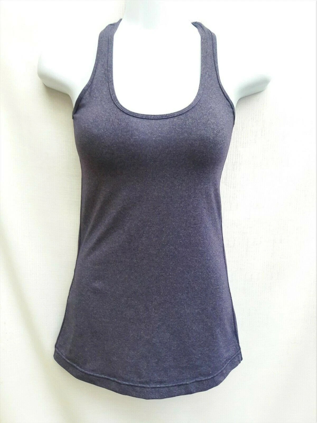 Lululemon Tank Raceback Activewear Grayish violet Size 4 ? 6 ? READ description Lululemon Tank Raceback Activewear Grayish violet Size 4 ? 6 ? READ description