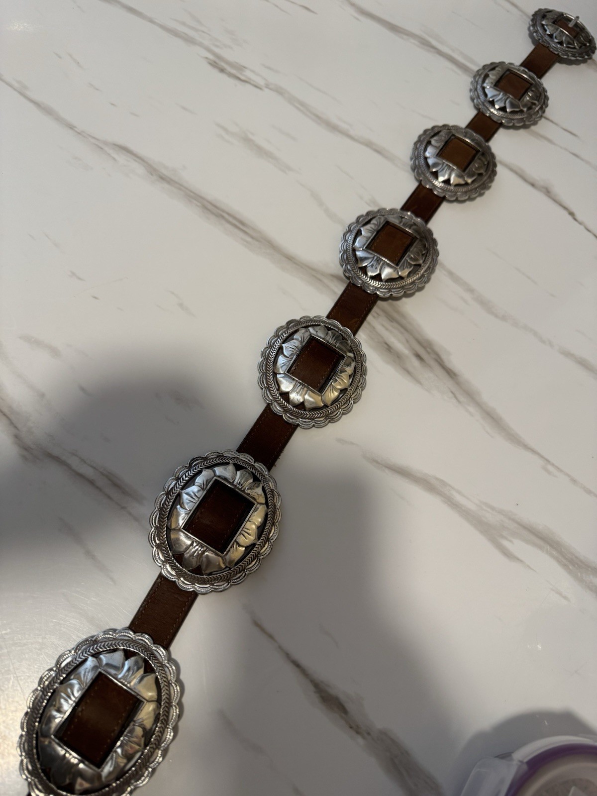 VTG BRIGHTON CONCHO LEATHER BIG SUNFLOWER SILVER TONE CONCH LARGE to 35\