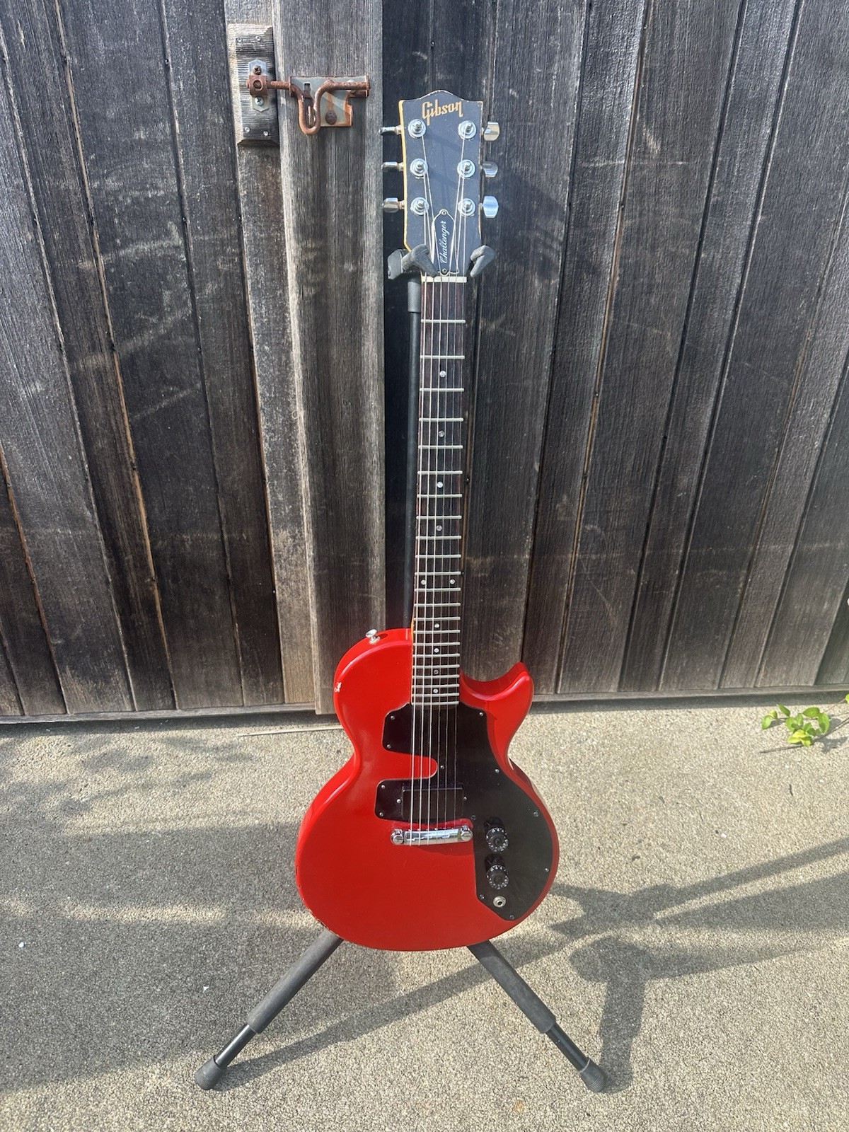 Vintage 1983 Gibson Challenger Electric Guitar Vintage 1983 Gibson Challenger Electric Guitar