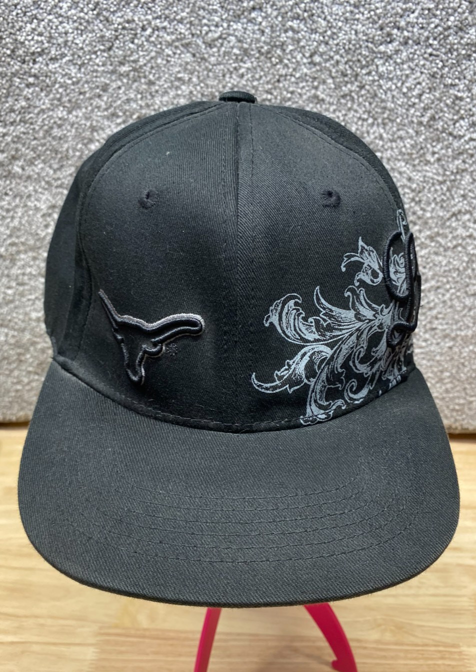 VTG TOTW Texas Longhorns Black Spell out Fitted Flex Stretch Hat M/L