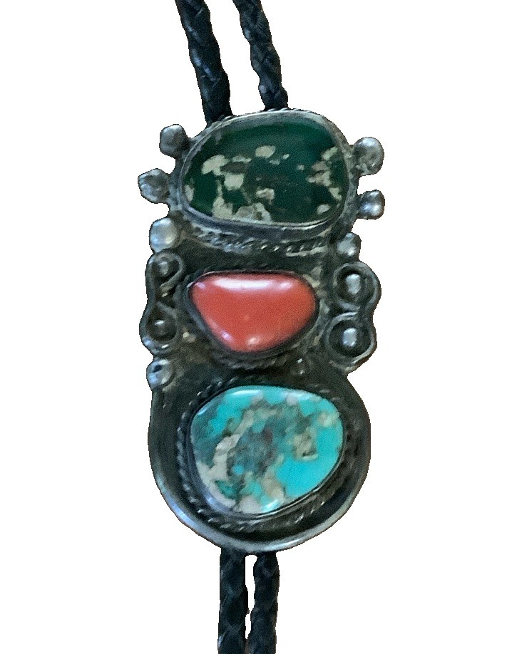Vintage Native American Navajo Style Bolo Tie