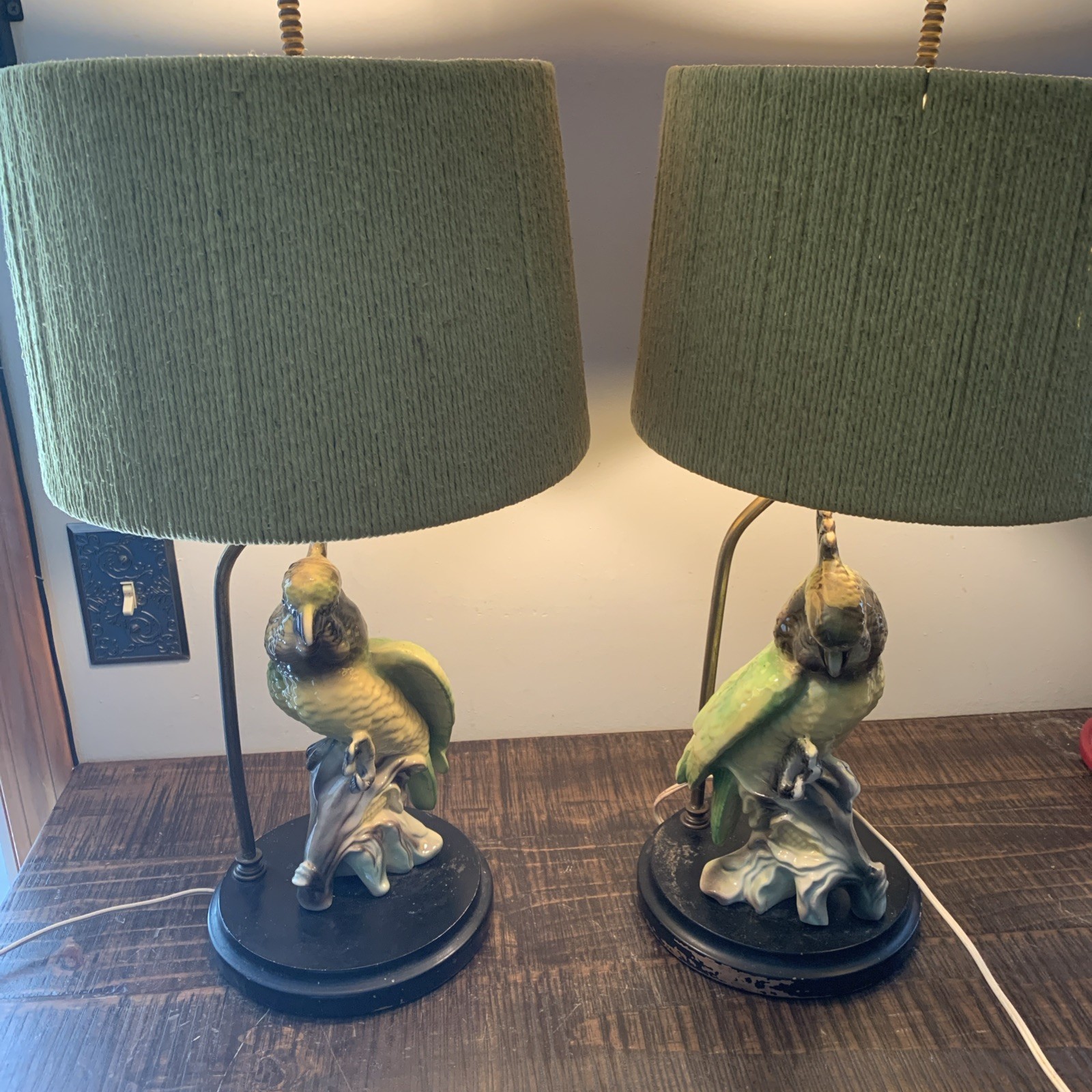 Rare 1953 Pair Bard Creations California Ceramic Cockatoo Lamps Original Shades