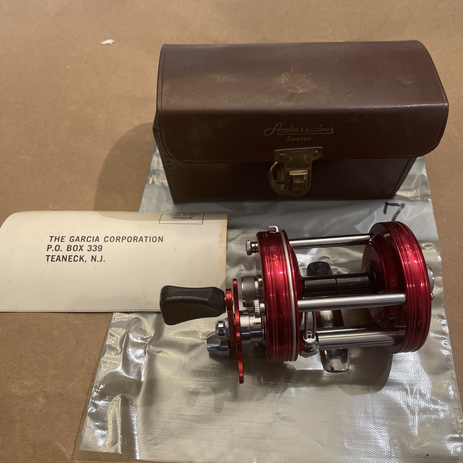 Vintage ABU GARCIA 6000 MINT CONDITION NO (0) Reel Rash Case COLLECTORS Item Vintage ABU GARCIA 6000 MINT CONDITION NO (0) Reel Rash Case COLLECTORS Item