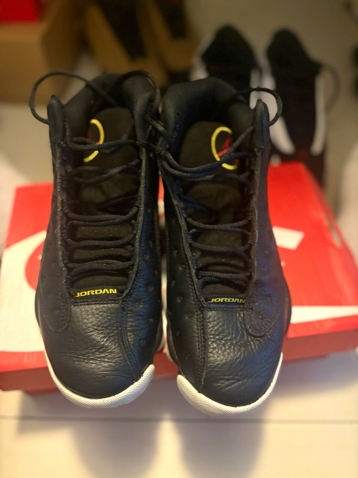 Jordan Air Jordan 13 Men\'s Black/White/Red Mid Top Leather Basketball Sneaker Jordan Air Jordan 13 Men\'s Black/White/Red Mid Top Leather Basketball Sneaker