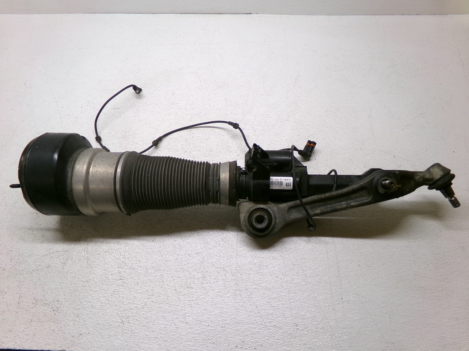 2007-2013 Mercedes Benz S550 W221 Air Shock Airmatic Strut Absorber Assembly OEM