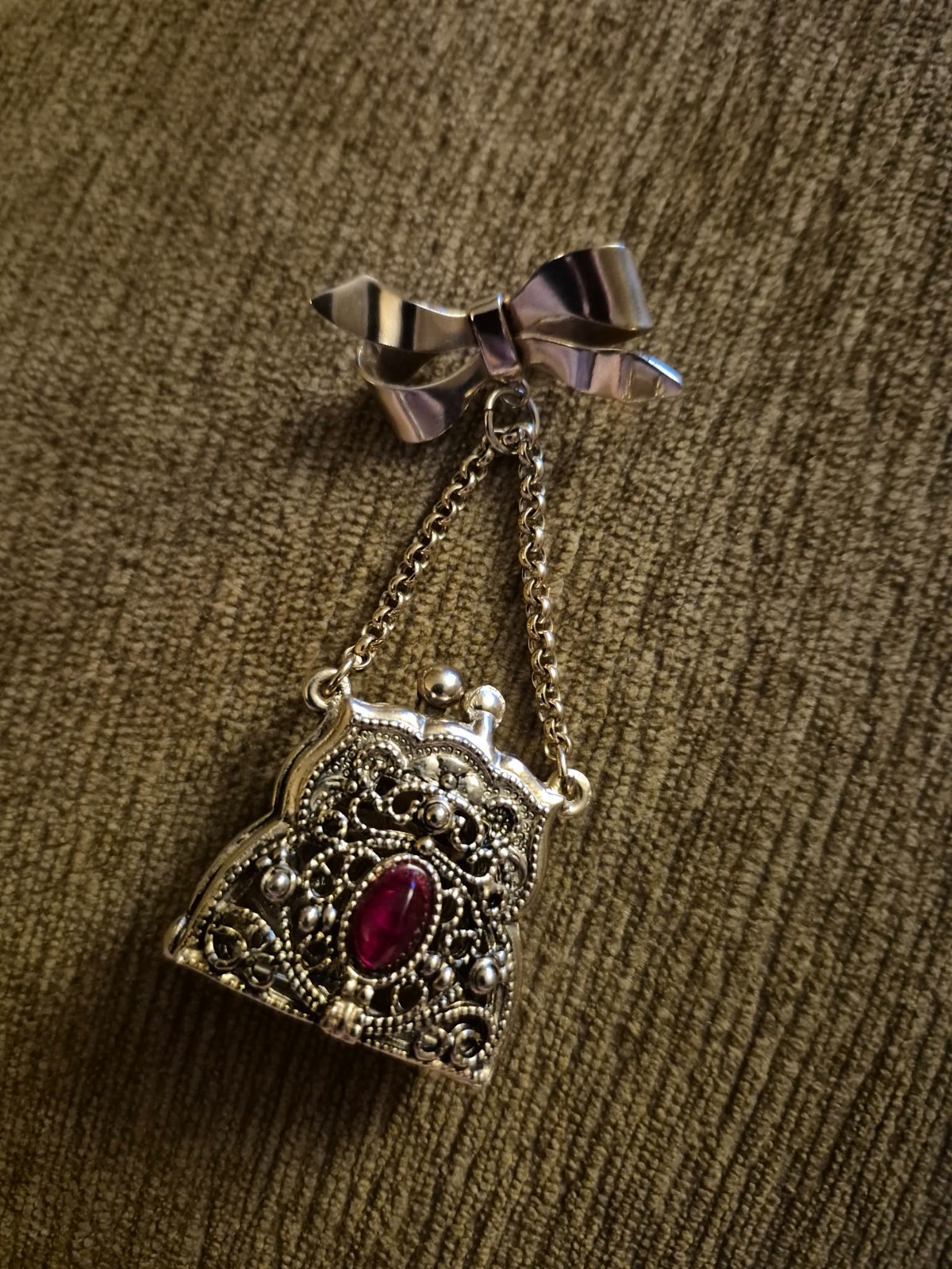Vintage Victorian Revival Filigree Purse Brooch Double Sided Ruby Red Glass Vintage Victorian Revival Filigree Purse Brooch Double Sided Ruby Red Glass