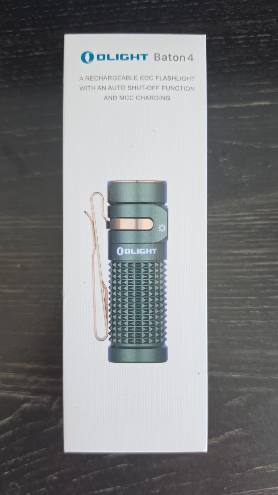 Olight Baton 4 Green Powerful EDC Rechargeable Flashlight 1300 Lumens 170m Olight Baton 4 Green Powerful EDC Rechargeable Flashlight 1300 Lumens 170m