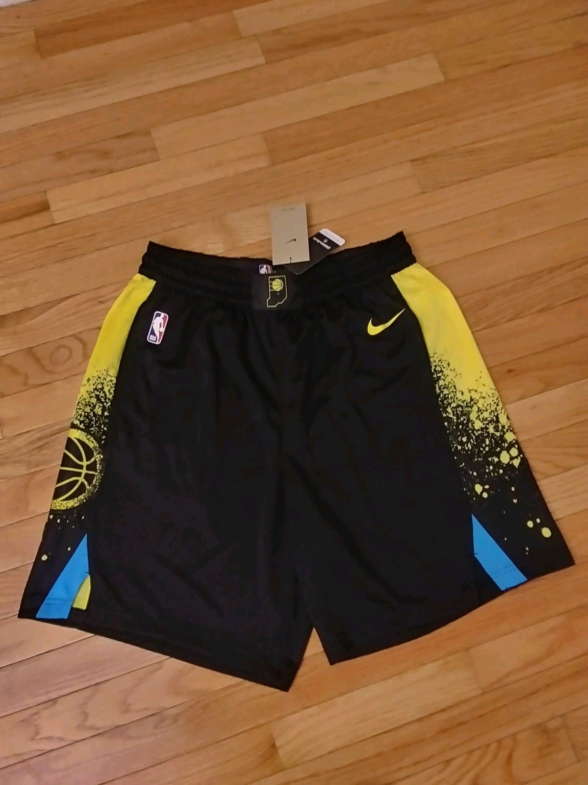 Indiana Pacers NBA Nike Dri-Fit 2023/24 Black City Edition Shorts NWT XL (42) Indiana Pacers NBA Nike Dri-Fit 2023/24 Black City Edition Shorts NWT XL (42)