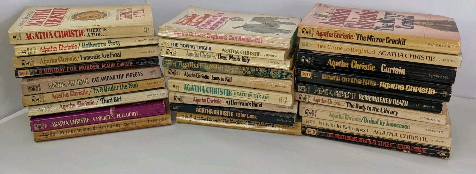 Vintage Lot of 27 AGATHA CHRISTIE Paperbacks Various Books Vintage Lot of 27 AGATHA CHRISTIE Paperbacks Various Books