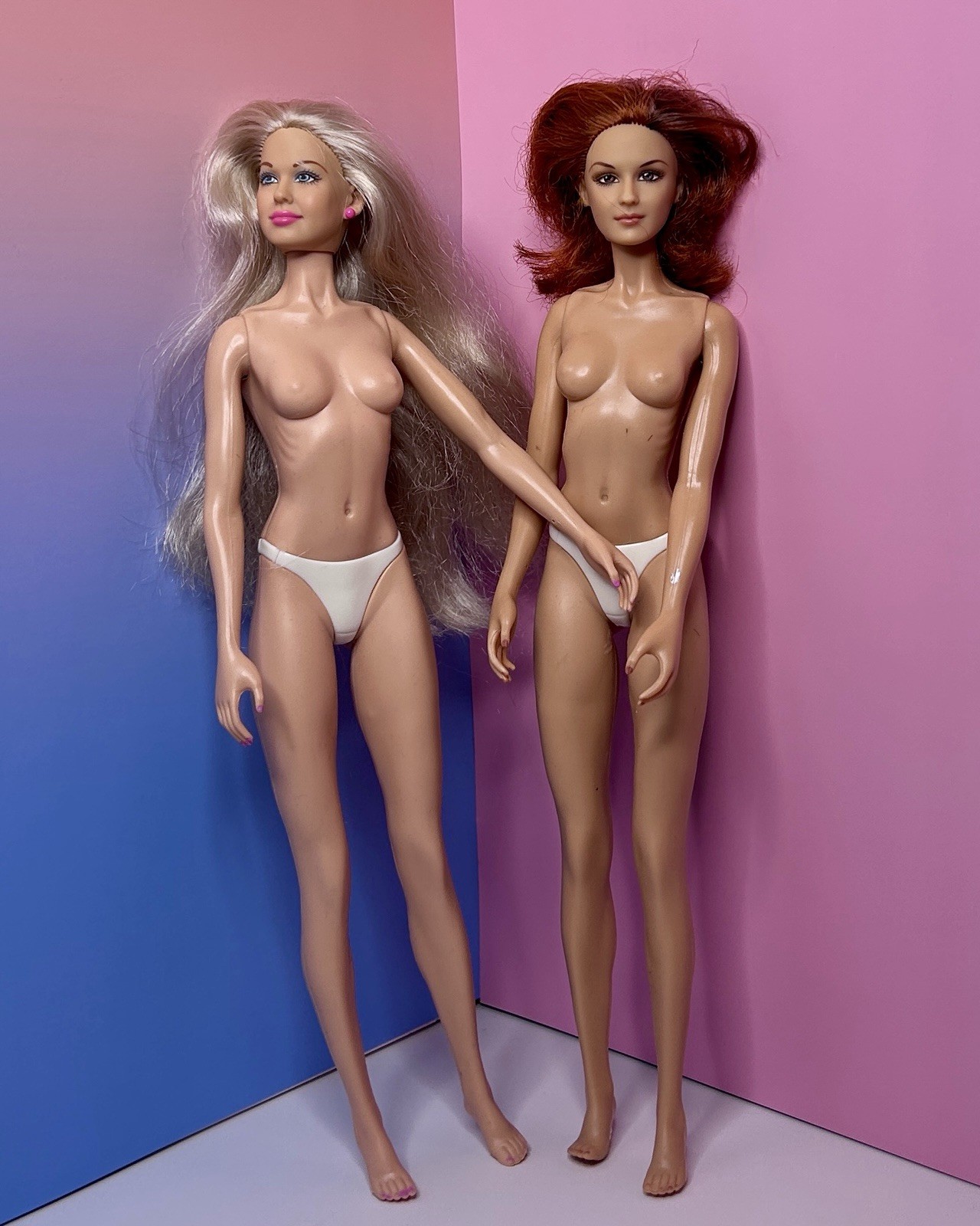 Vintage 2001 Josie and the Pussycats fashion doll lot by JAKKS Pacific. Vintage 2001 Josie and the Pussycats fashion doll lot by JAKKS Pacific.