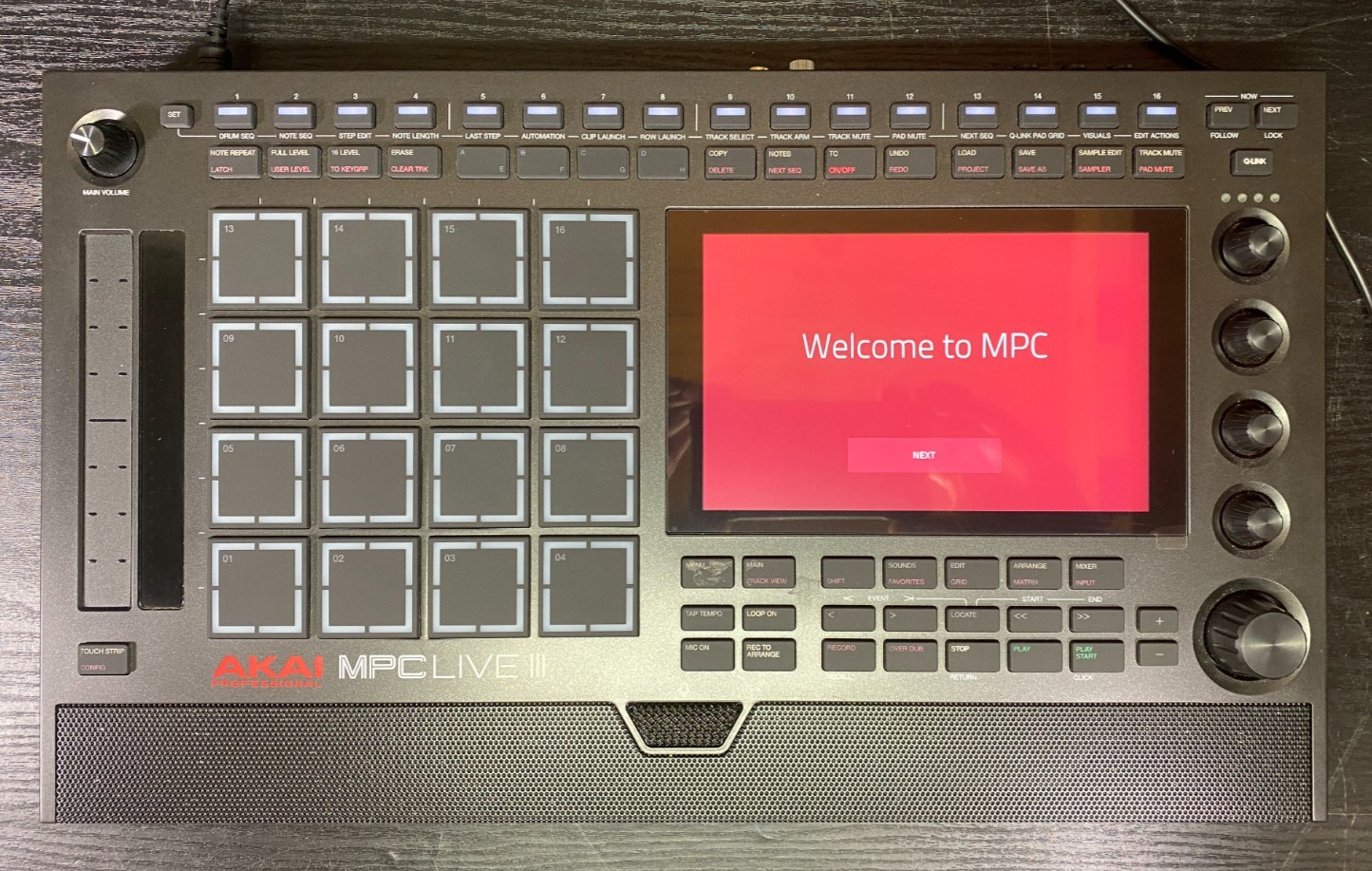 Akai Professional MPC Live III Standalone Production Center - Black - Tested