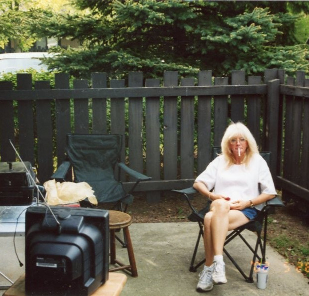 Found Photo Woman Smoking Legs Crossed Big Hair CRT TV 4x6 Color Snapshot Found Photo Woman Smoking Legs Crossed Big Hair CRT TV 4x6 Color Snapshot