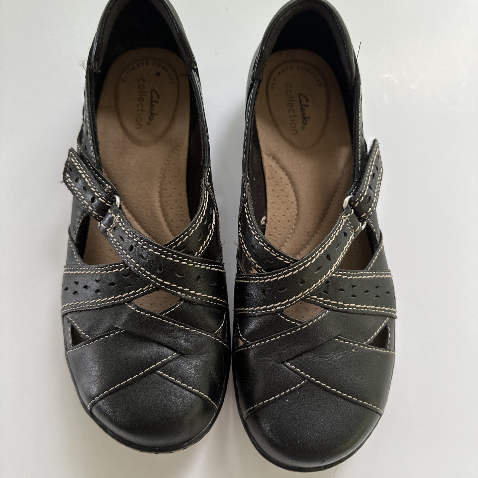 Clarks Collection Women\'s Black Leather Ashland Buckle Strap Comfort 7.5 EUC